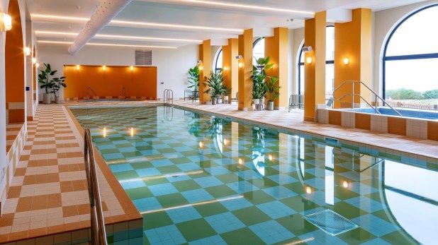 affordable-luxury-hotels-you-didn-t-know-about_1.jpg